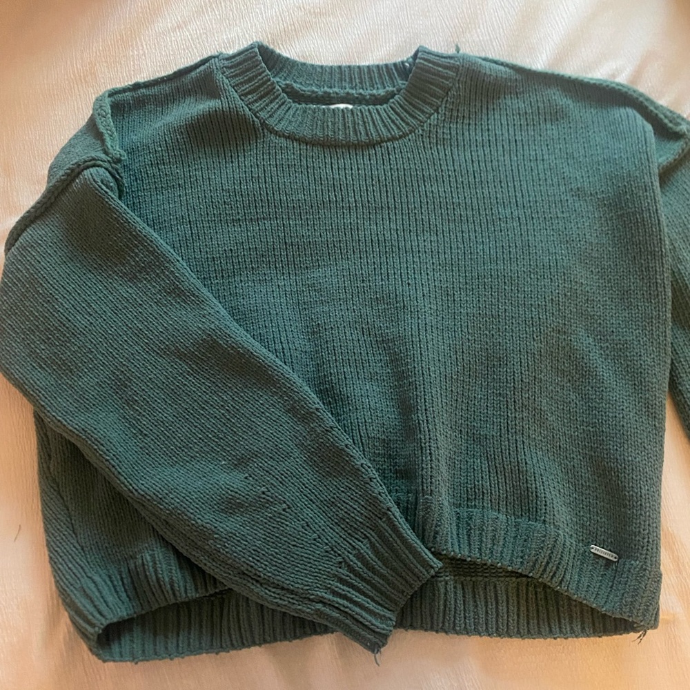 Green hollister sweater